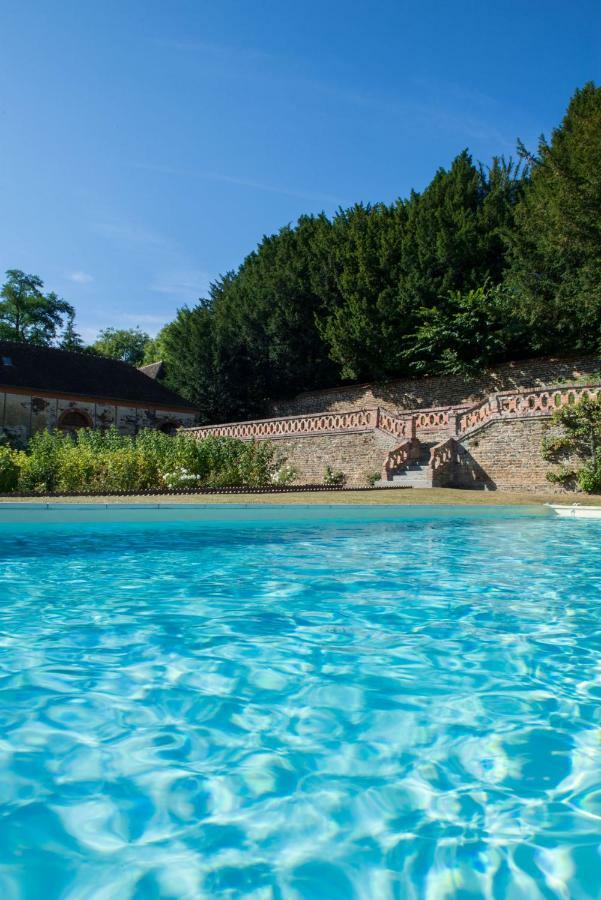 Gîte Les Ecuries du Manoir de Bénédicte Cahan Exterior foto