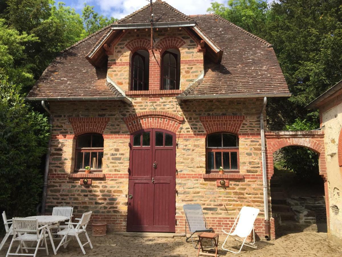 Gîte Les Ecuries du Manoir de Bénédicte Cahan Exterior foto
